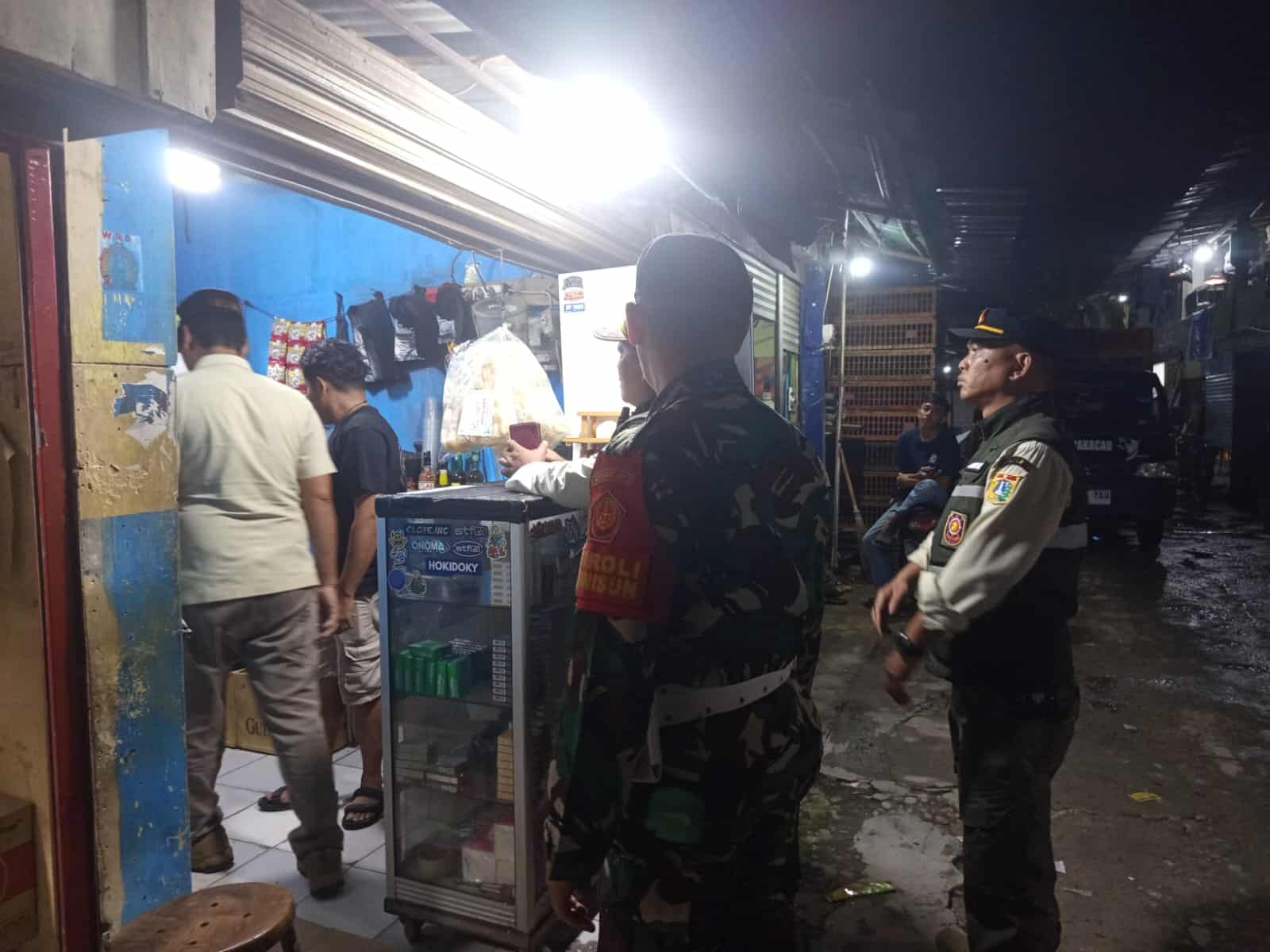 Hari Kedua Puasa, Satpol PP Jakarta Utara Beserta Tim Gabungan Mengadakan Razia Miras