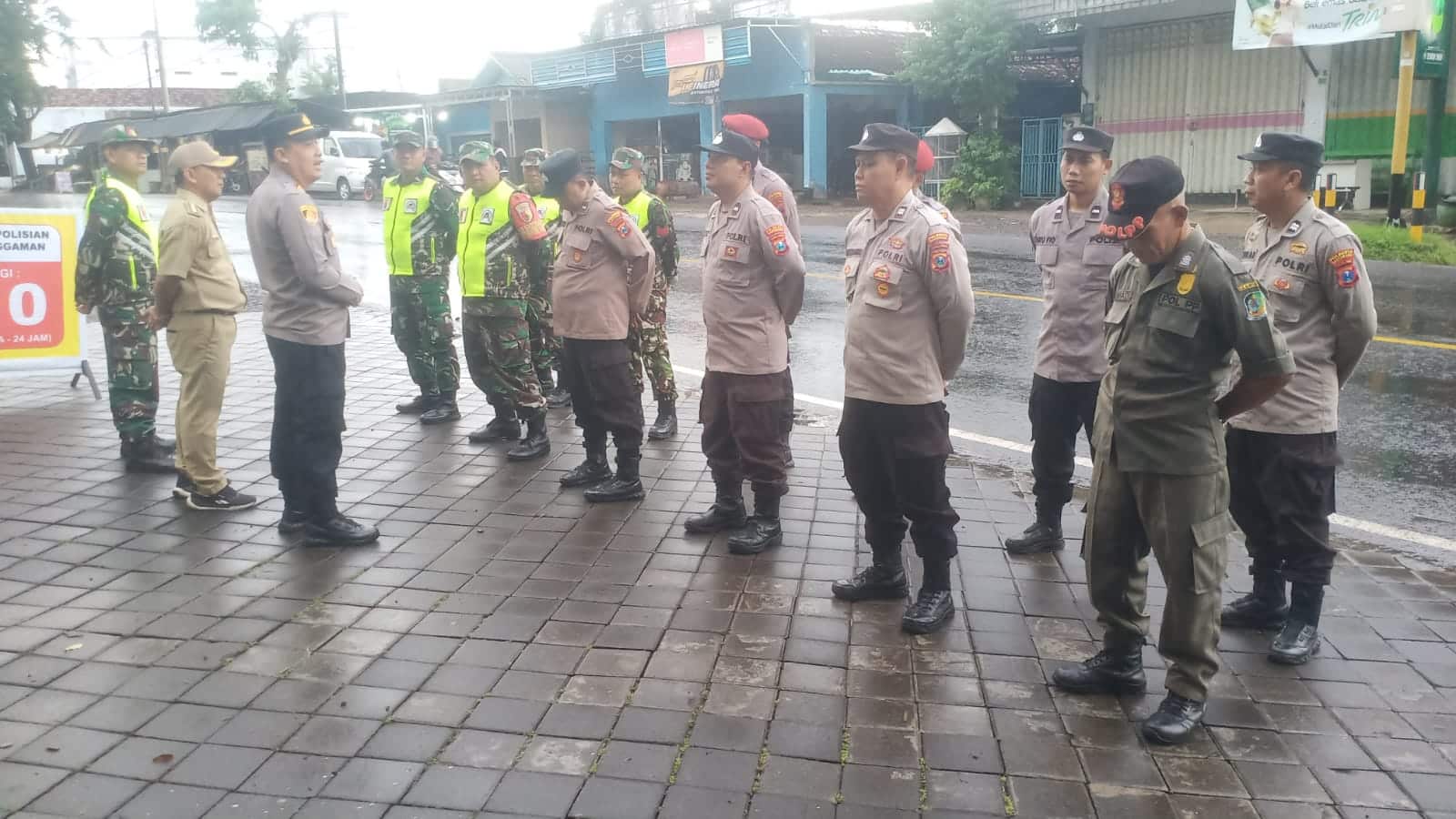 Kapolsek Wongsorejo Tunjukkan Kepemimpinan Tegas dan Responsif Jelang Malam Takbiran