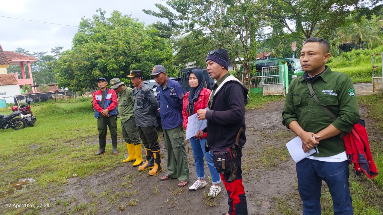 Bumiayu Peduli: 500 Relawan Tanam 400 Bibit Pohon, Kolaborasi Besar Jaga Hulu Sungai
