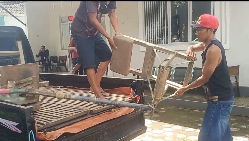 Mantan Ketua BUMDes Bajulmati Serahkan Aset dan LPJ, BPD Lakukan Pendalaman