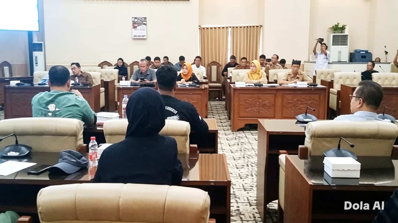 RDPU DPRD Banyuwangi Memanas, LSM Soroti Eks Tambang Galian C Milik Anggota Dewan