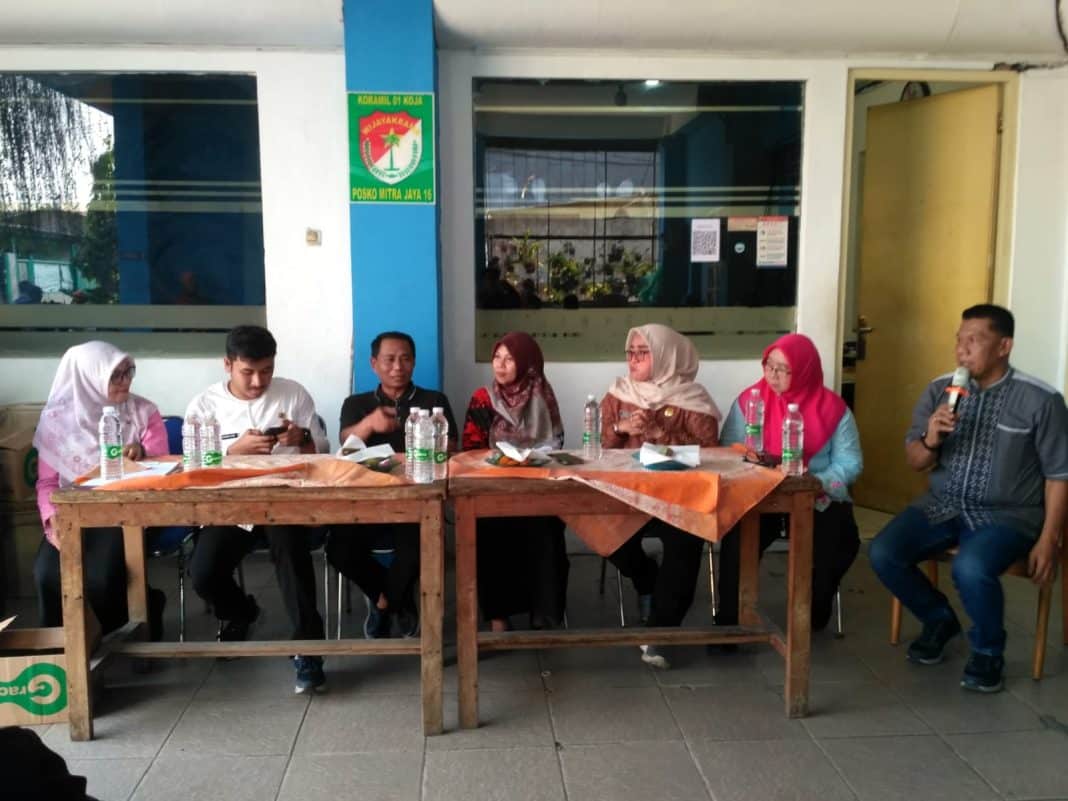 Warga RW 07 Tugu Selatan Sosialisasikan Instruksi Gubernur Nomor 5 Tahun 2026