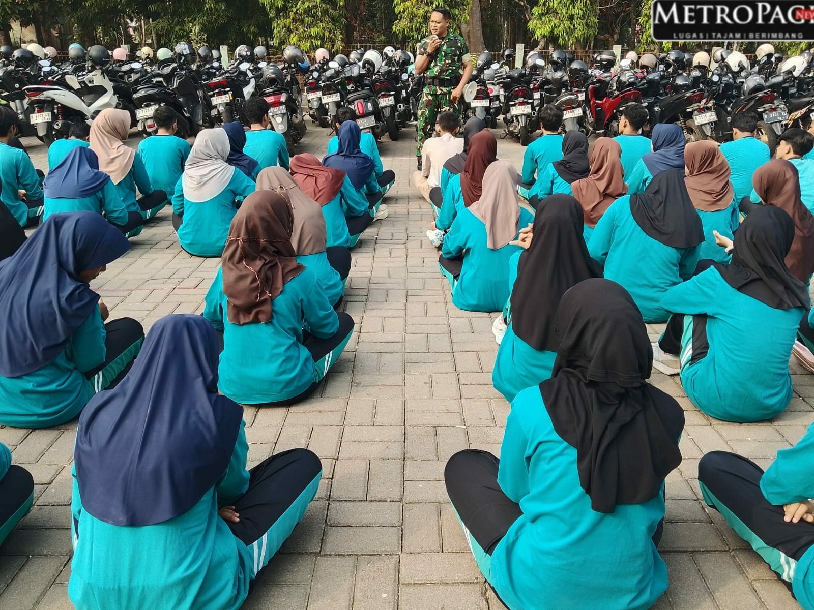 TNI Bekali Siswa MAN Purbalingga dengan Karakter, Hidup Sehat dan Akhlak Mulia