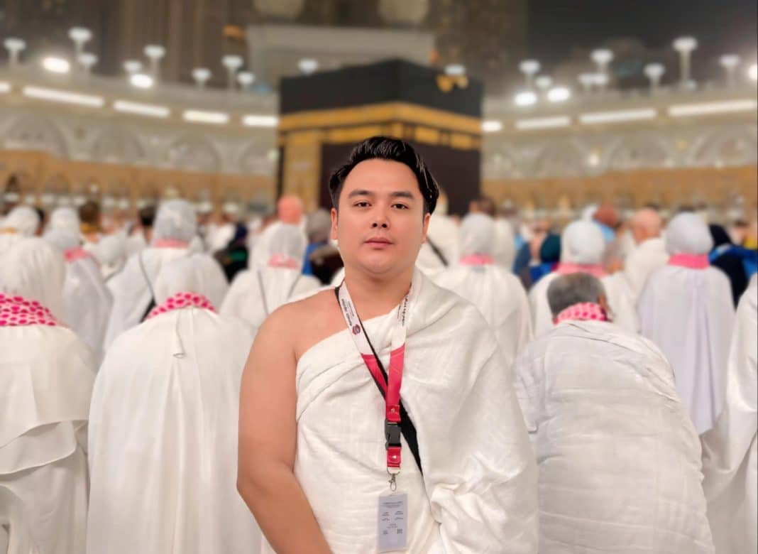 Perjalanan Baru Arul Kharisma, Penyanyi dan MC Asal Bogor Hijrah ke Madinah