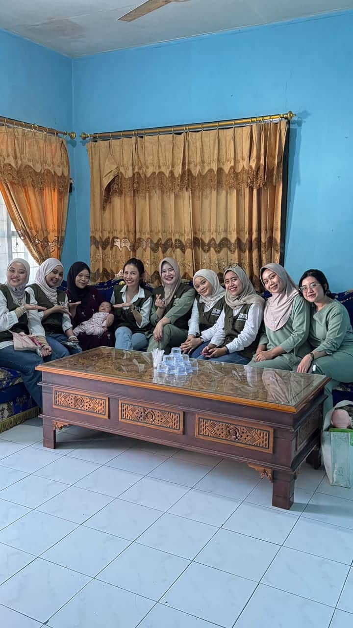 Mom Uung Bersama Bidanku Afita Gelar Edukasi Cara Menyusui yang Benar dalam Peringatan Pekan ASI Sedunia 2026