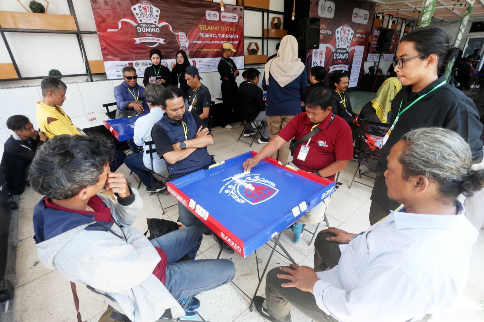 Judul : 64 Jurnalis Adu Strategi di Turnamen Domino Kemerdekaan