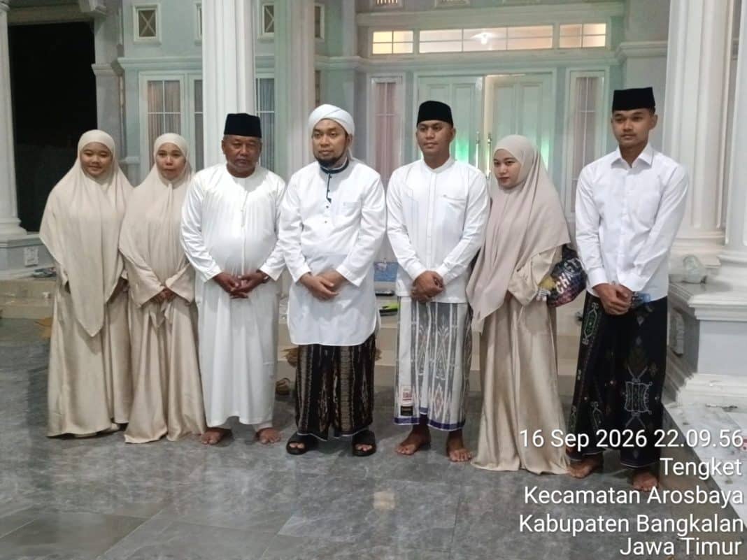 Keluarga Besar Kades Tengket Gelar Peringatan Maulid Nabi, Hadirkan K.H.R. Achamad Azaim Ibrohimy