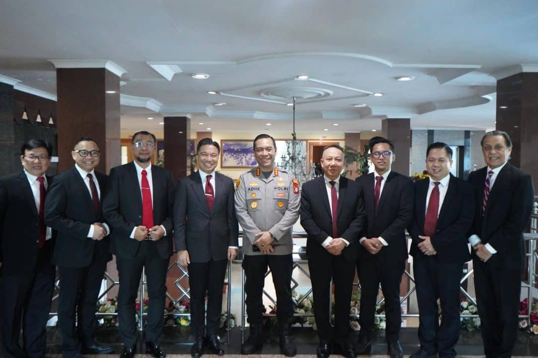 Kapolres Metro Jakarta Utara Tinjau Langsung Pelaksanaan Ibadah di Gereja Mawar Sharon, Pastikan Kamtibmas Kondusif