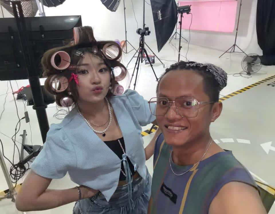 Wahyu Selow Tulis Lagu “Iya Lagi” untuk Melody Berlian, Angkat Kisah Cinta Anak Muda
