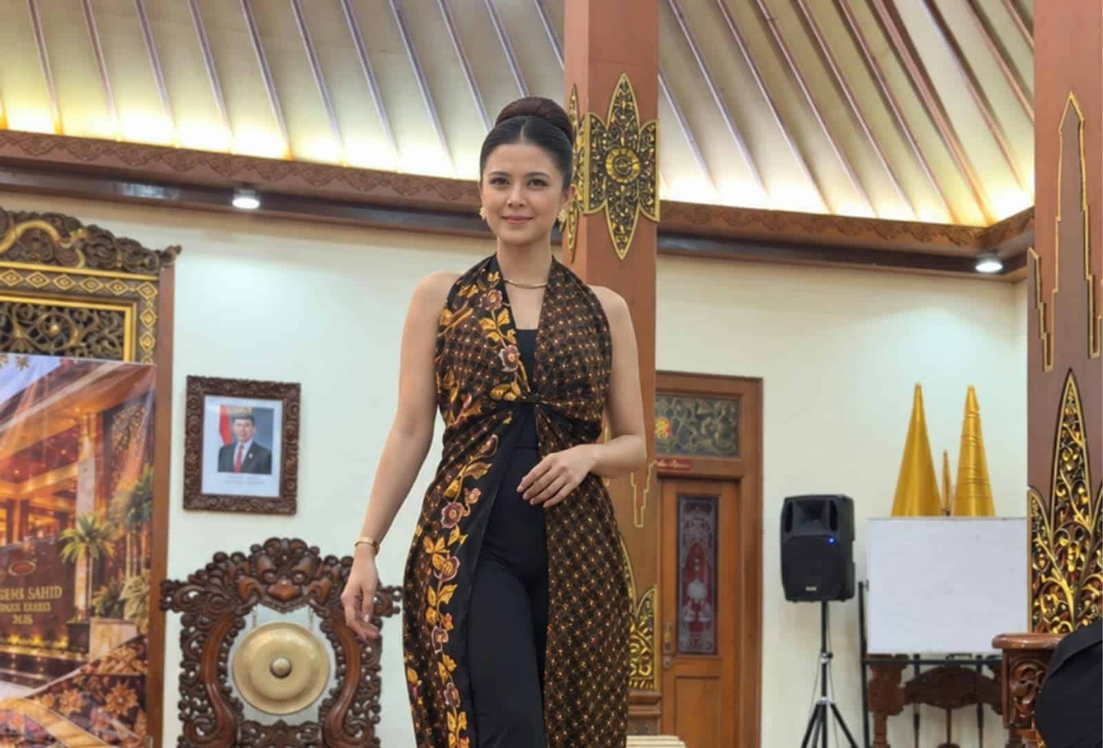 Kreativitas Generasi Muda, Puji Rahayu Perkenalkan Batik dengan Gaya Berbeda
