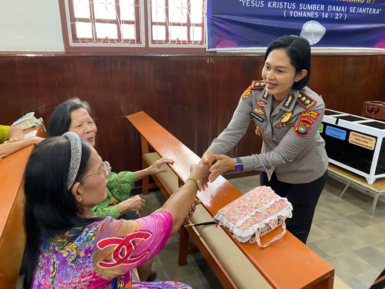 Kapolres Bangka Barat Gelar Minggu Kasih di GPIB Mentok, Perkuat Kedekatan Polisi dan Masyarakat