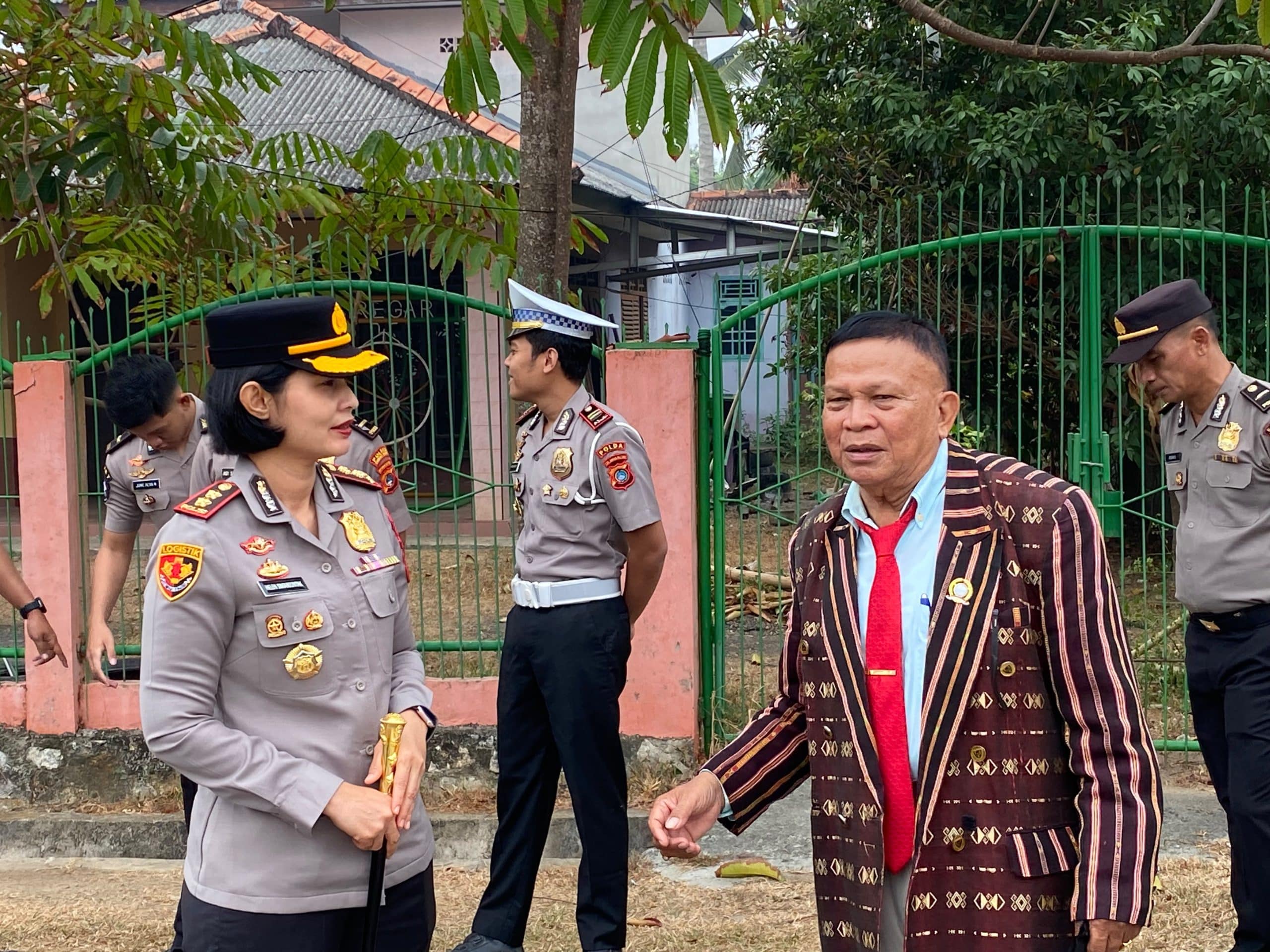 Warga Apresiasi Kapolres Bangka Barat Hadir di Gereja, Sebut Polisi Bersama Masyarakat Bukan Sekadar Slogan